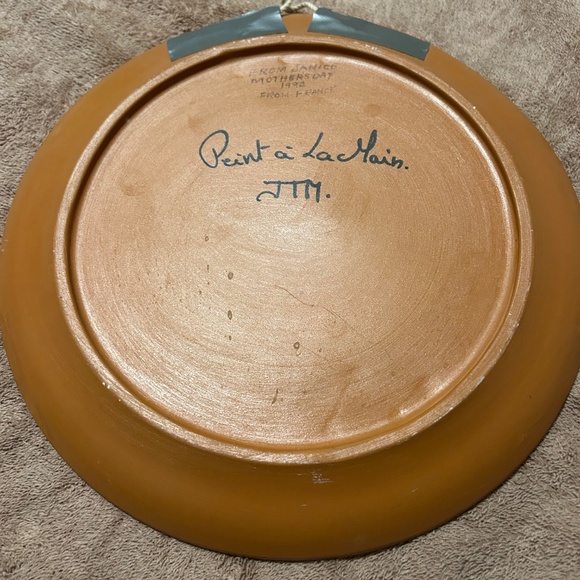 Vintage JTM Assei Paintings on Clay Plates From France- Set of 3 - Picture 5 of 12